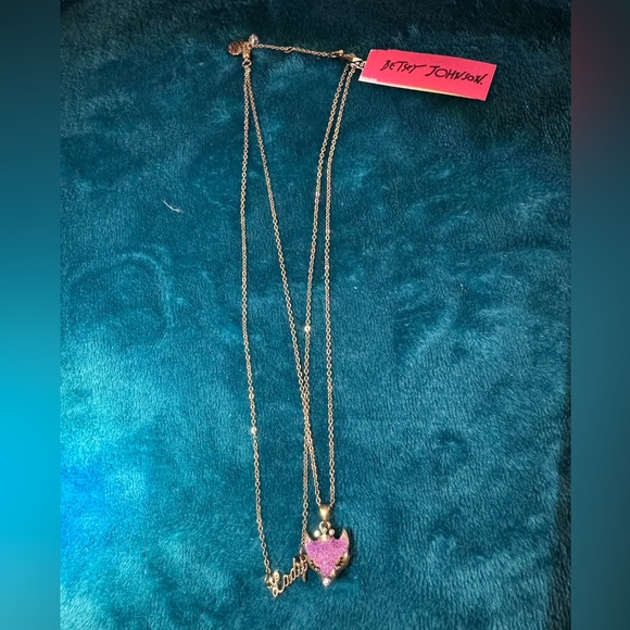 Authentic Betsey Johnson “Lady Fox” necklace, new with tags! - Picture 3 of 7